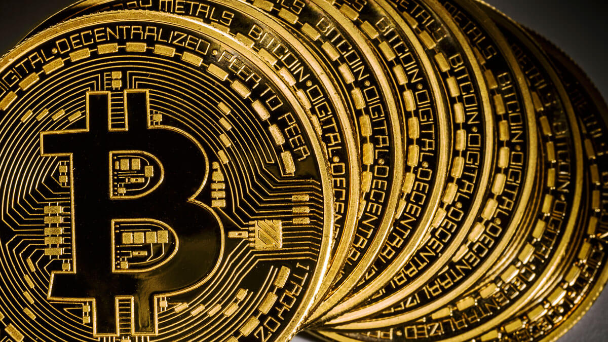 Bitcoin jest droższy od złota