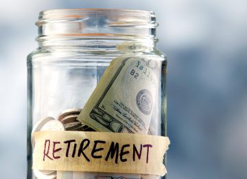 Polacy oszczędzają na emerytury